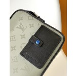 Louis Vuitton MESSENGER messenger bag