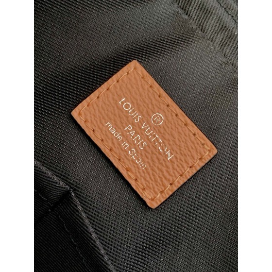 Louis Vuitton MESSENGER messenger bag