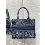 Dior Tote's latest concept zoo spring and summer series8002