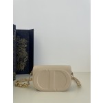 DIOR Signature series large Logo embossed logo