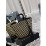 SAINT LAURENT Lafite Grass Vine Craft Bucket Bag Model Number: 600308