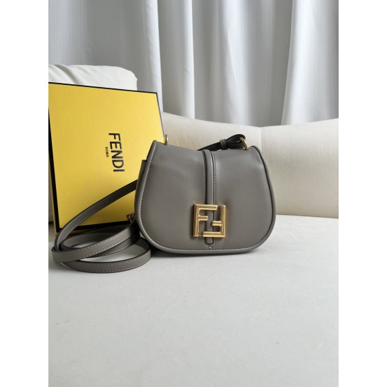 FENDI Cmon Small Handbag Model: 508