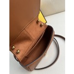 FENDI Cmon Small Handbag Model: 508