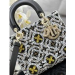 Dior pentagram embroidered tulle beads M0565