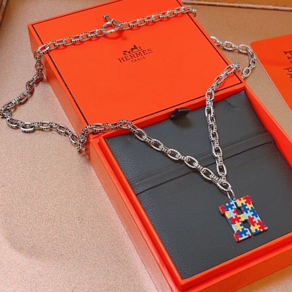 Hermes Diamond Hollow H Necklace