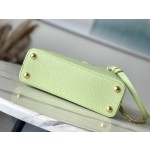 𝐋𝐎𝐔𝐈𝐒𝐕𝐔𝐈𝐓𝐓𝐎𝐍 M22916 avocado green capsules handbag