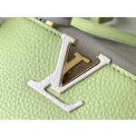 𝐋𝐎𝐔𝐈𝐒𝐕𝐔𝐈𝐓𝐓𝐎𝐍 M22916 avocado green capsules handbag