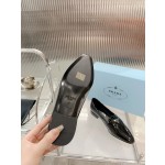 Prada lacquered leather bead fabric women's shoes