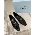 Prada lacquered leather bead fabric women's shoes