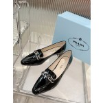 Prada lacquered leather bead fabric women's shoes