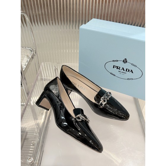 Prada lacquered leather bead fabric women's shoes