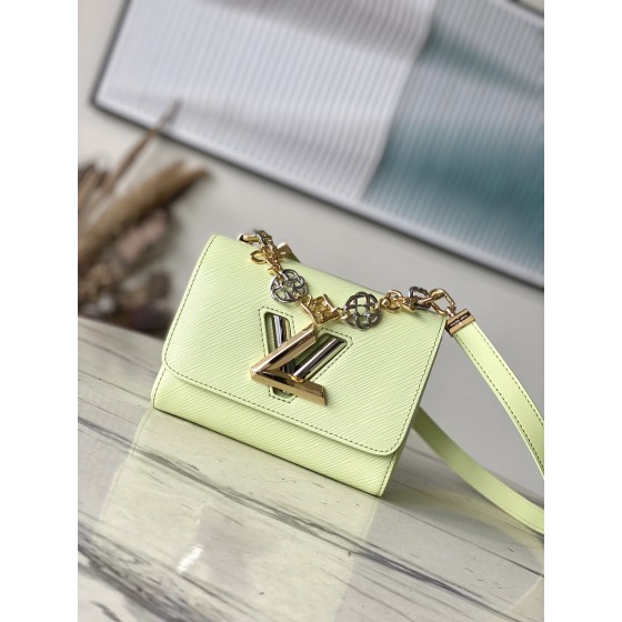𝐋𝐎𝐔𝐈𝐒𝐕𝐔𝐈𝐓𝐓𝐎𝐍 M22768 Avocado Green Water Ripple Twist Series TWIST Small Handbag