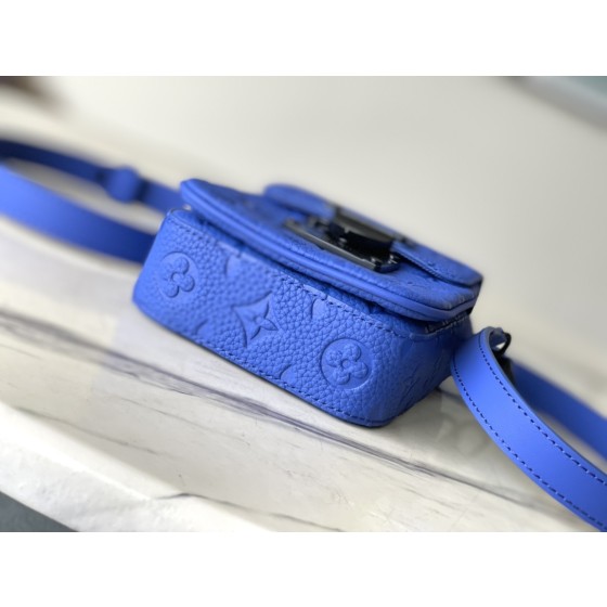 𝐋𝐎𝐔𝐈𝐒𝐕𝐔𝐈𝐓𝐓𝐎𝐍 M82568 Blue S-Lock Vertical Mini Handbag