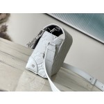 𝐋𝐎𝐔𝐈𝐒𝐕𝐔𝐈𝐓𝐓𝐎𝐍 M82579 Gray Full Skin Embossed Men's Bag and Postman Bag Series