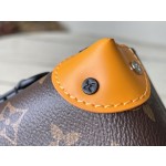 𝐋𝐎𝐔𝐈𝐒𝐕𝐔𝐈𝐓𝐓𝐎𝐍 M82534 Old Flower Men's Bag Postman Bag Series