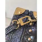 𝐋𝐎𝐔𝐈𝐒𝐕𝐔𝐈𝐓𝐓𝐎𝐍 N81604Petite Malle handbag