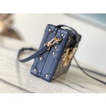 𝐋𝐎𝐔𝐈𝐒𝐕𝐔𝐈𝐓𝐓𝐎𝐍 N22882 Blue