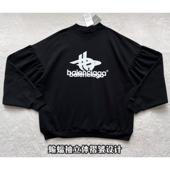 Balenciaga Overlapping White Shadow Print Bat Sleeve Pleated Design Sweater