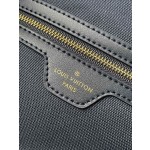 𝐋𝐎𝐔𝐈𝐒𝐕𝐔𝐈𝐓𝐓𝐎𝐍 M22923 blue (dazzling)