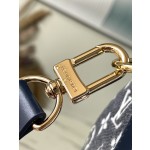 𝐋𝐎𝐔𝐈𝐒𝐕𝐔𝐈𝐓𝐓𝐎𝐍 M22923 blue (dazzling)