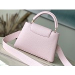 𝐋𝐎𝐔𝐈𝐒𝐕𝐔𝐈𝐓𝐓𝐎𝐍 M22178 Small This CAPUCINES BB handbag