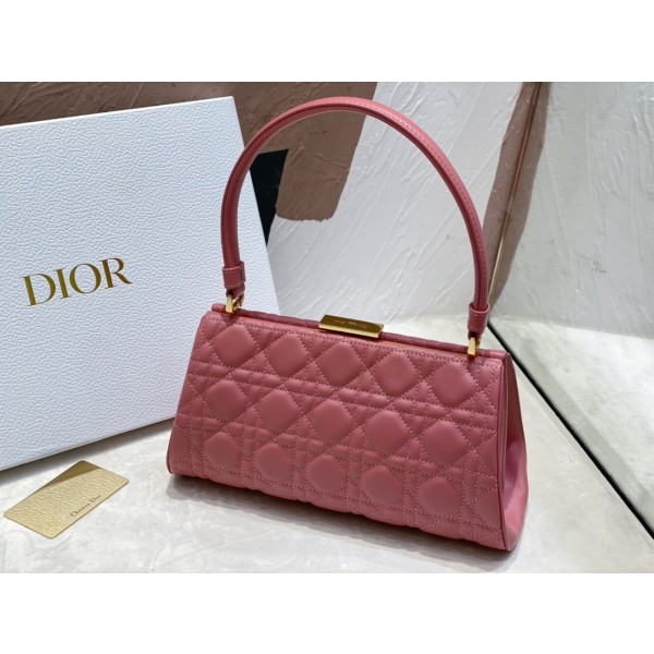 DIOR New Handbag Number: 4530