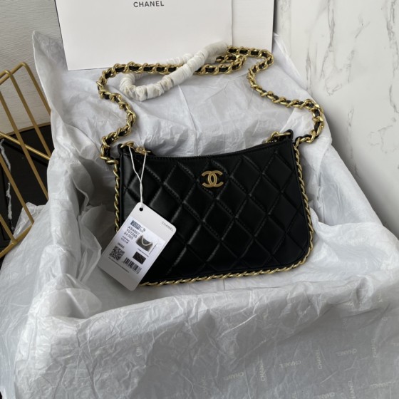 CHANEL 23C Moon Bag model number AS4067