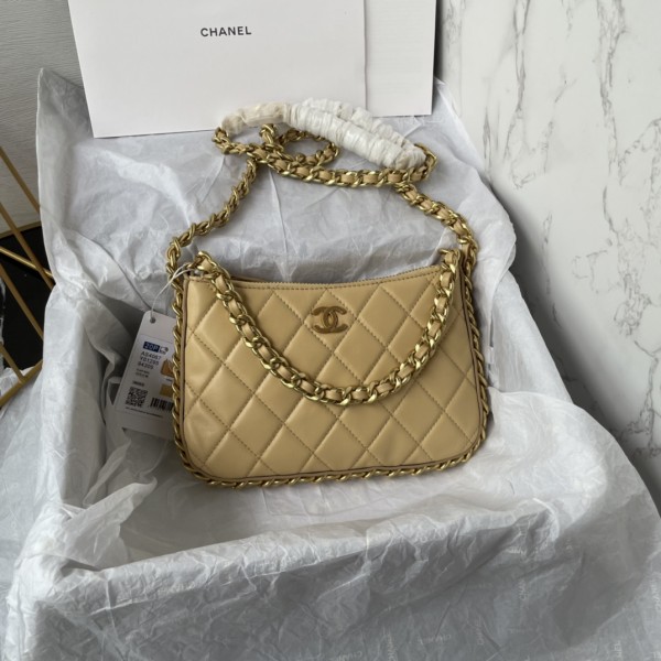 CHANEL 23C Moon Bag model number AS4067