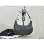 CELINE 𝐴𝑣𝑎 Underarm Bag Model: 114492