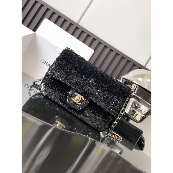 𝗖𝗛𝗔𝗡⻼𝗟⻼𝗟 MINI CF Sequin Dinner Bag Item Number: 3965