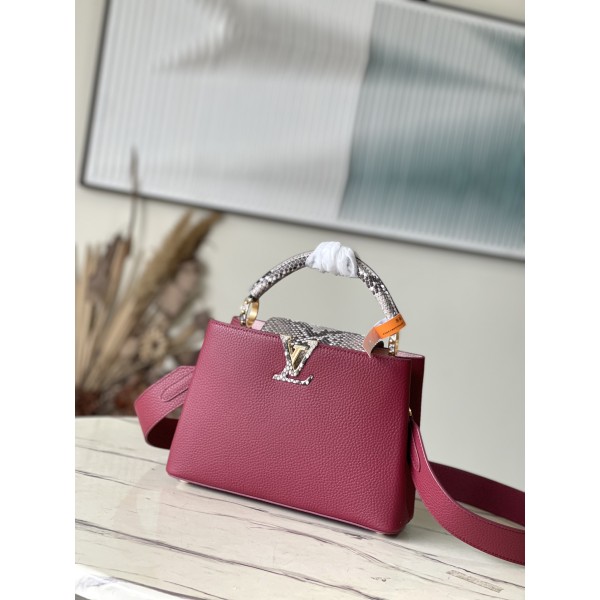 𝐋𝐎𝐔𝐈𝐒𝐕𝐔𝐈𝐓𝐓𝐎𝐍 N82068/M48865 Grape Purple Snake Shoulder This Capuchines BB handbag
