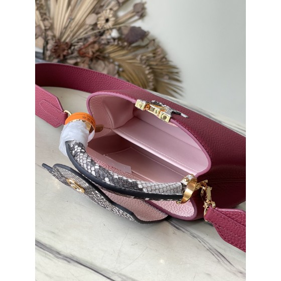 𝐋𝐎𝐔𝐈𝐒𝐕𝐔𝐈𝐓𝐓𝐎𝐍 N82068/M48865 Grape Purple Snake Shoulder This Capuchines mini size handbag