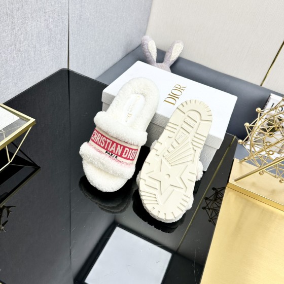 Dior Autumn/Winter New Wool Slippers