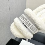 Dior Autumn/Winter New Wool Slippers