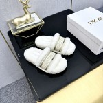 Dior Autumn/Winter New Wool Slippers