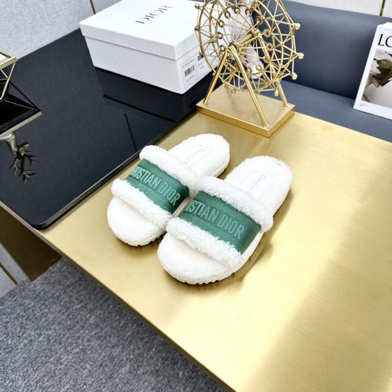 Dior Autumn/Winter New Wool Slippers