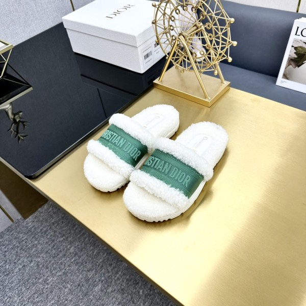 Dior Autumn/Winter New Wool Slippers
