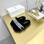 Dior Autumn/Winter New Wool Slippers