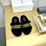 Dior Autumn/Winter New Wool Slippers