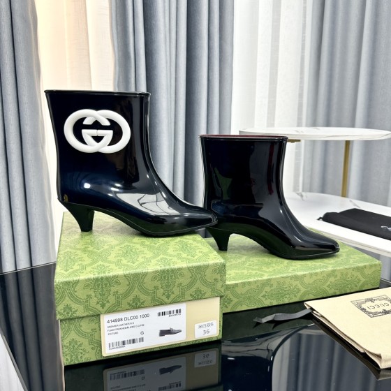 Gucci Jumbo GG series short boots