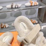 Hermes full leather wool style flat bottomed wool mop