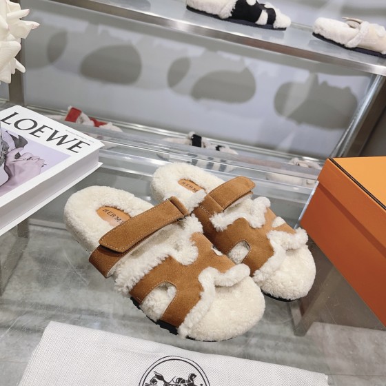 Hermes full leather wool style flat bottomed wool mop