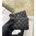 CHANEL imported ball patterned cowhide and sheepskin zippered change bag 82365