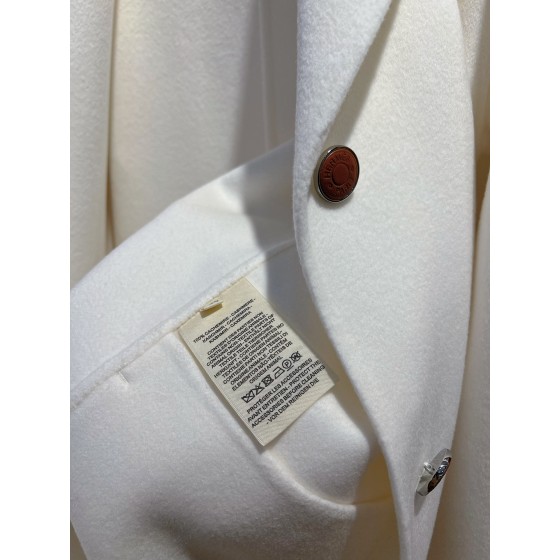 Hermes cashmere coat (consult customer service to confirm size before placing an order)