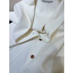 Hermes cashmere coat (consult customer service to confirm size before placing an order)