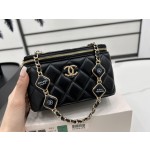 CHANEL A96018 Diamond Sugar Makeup Box