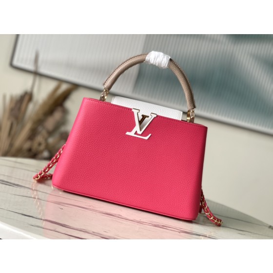 𝐋𝐎𝐔𝐈𝐒𝐕𝐔𝐈𝐓𝐓𝐎𝐍 M22752/M48865 Medium Raspberry Red with White Chain Strips This CAPUCINES handbag