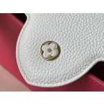 𝐋𝐎𝐔𝐈𝐒𝐕𝐔𝐈𝐓𝐓𝐎𝐍 M22752/M48865 Small Raspberry Red with White Chain Strips This CAPUCINES handbag