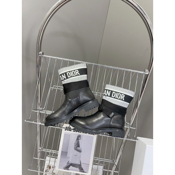 Dior Autumn/Winter Classic Knight Boots