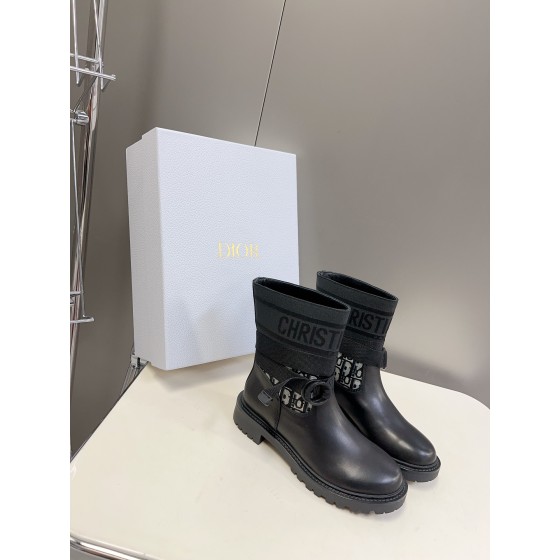 Dior Autumn/Winter Classic Knight Boots